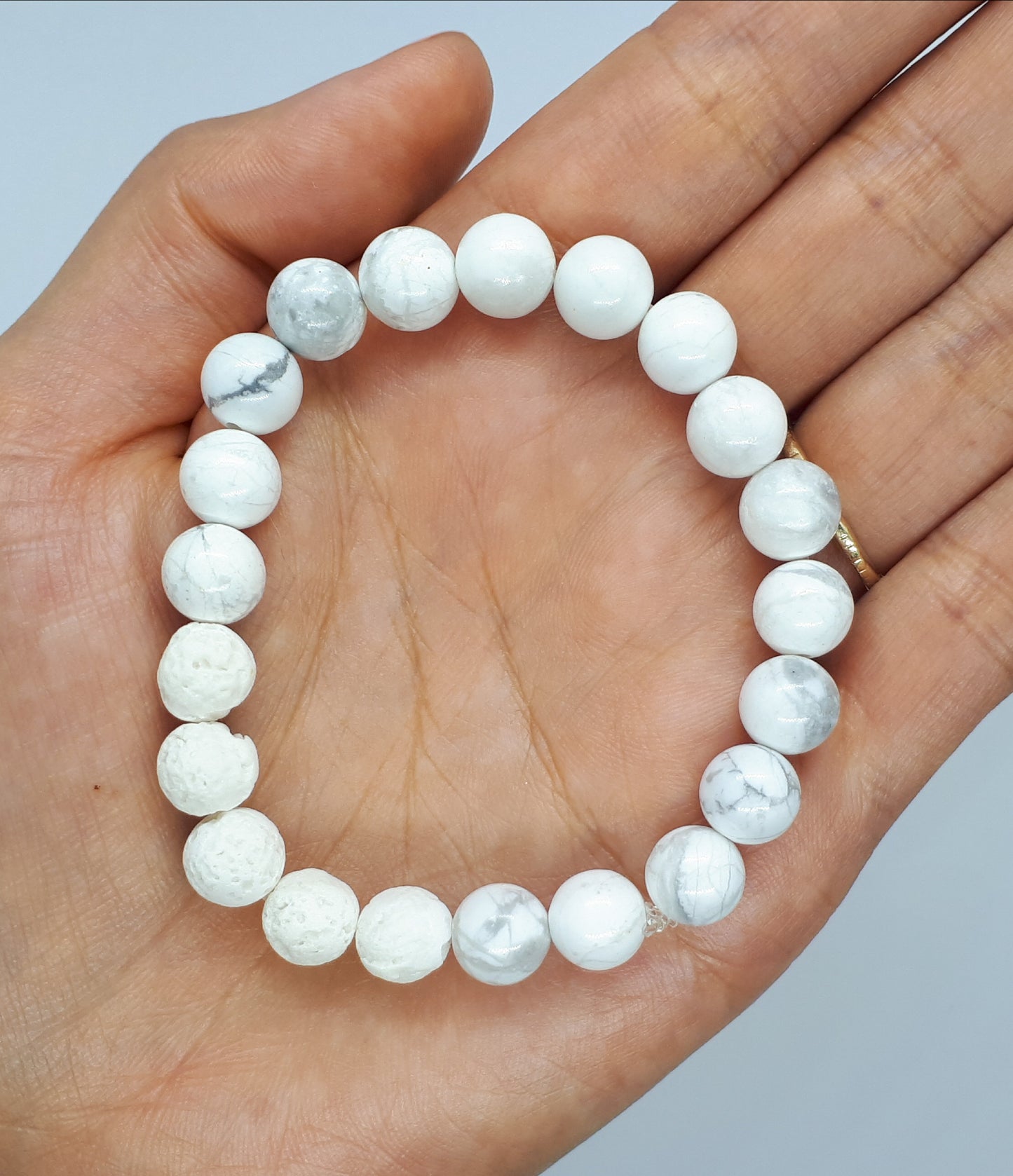 Howlite Diffuser Bracelet with White Lava beads